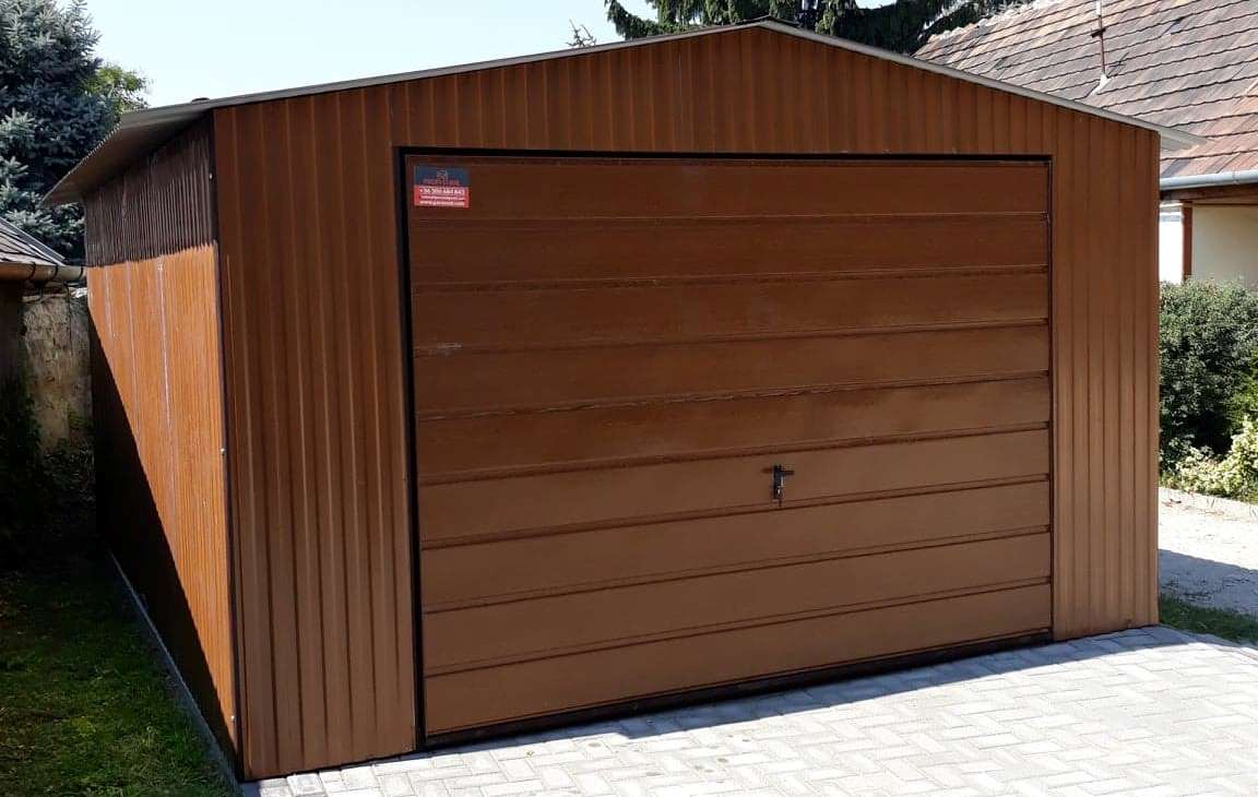 Plechové garáže v imitaci dřeva - premium